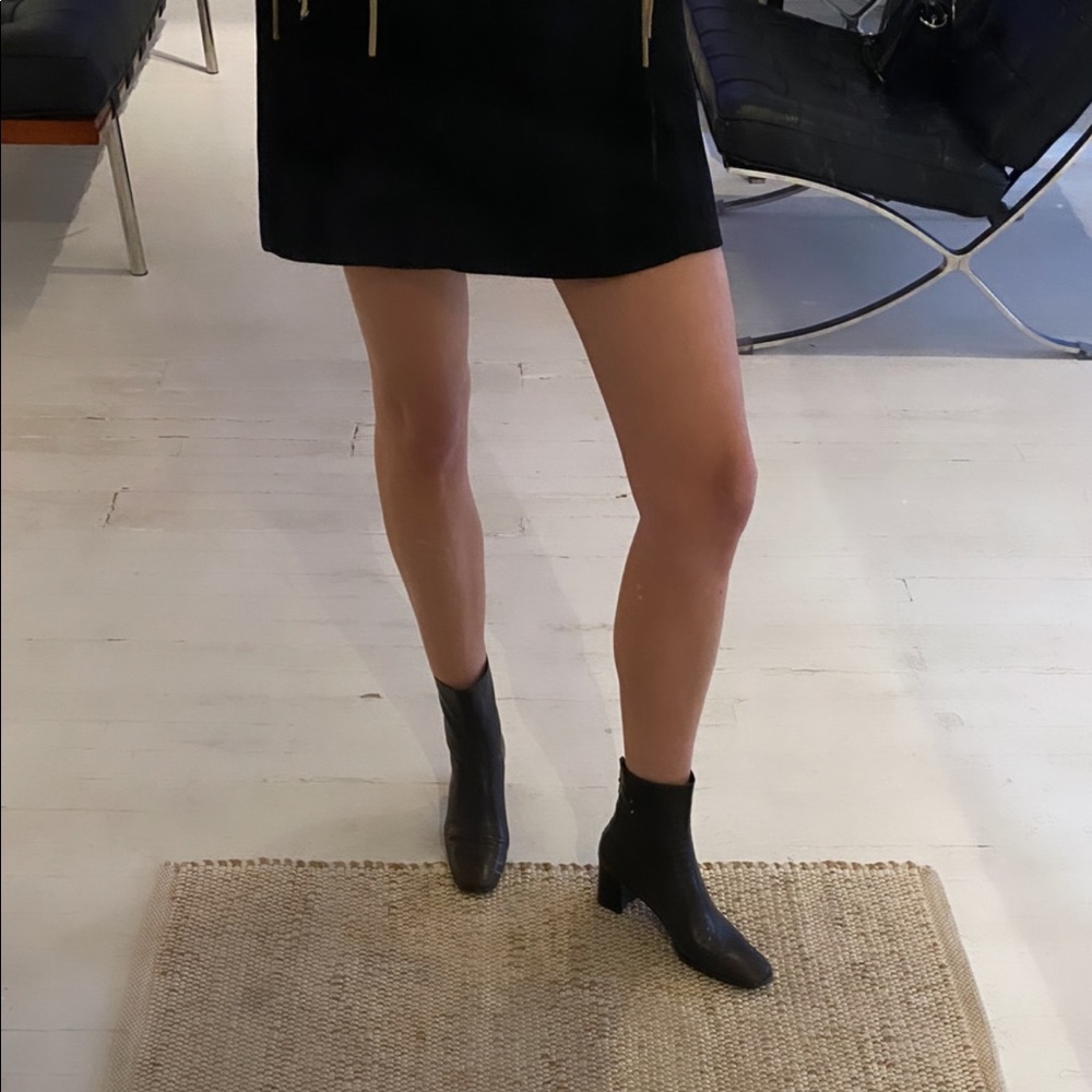 Stuart Weitzman Womens 7.5 Ankle boots